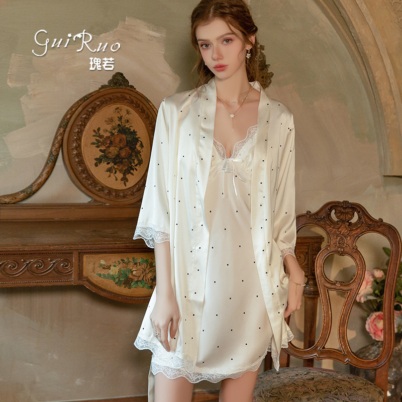 Versão sensual em cetim de sed - Robe Silk Women avaliação e preço